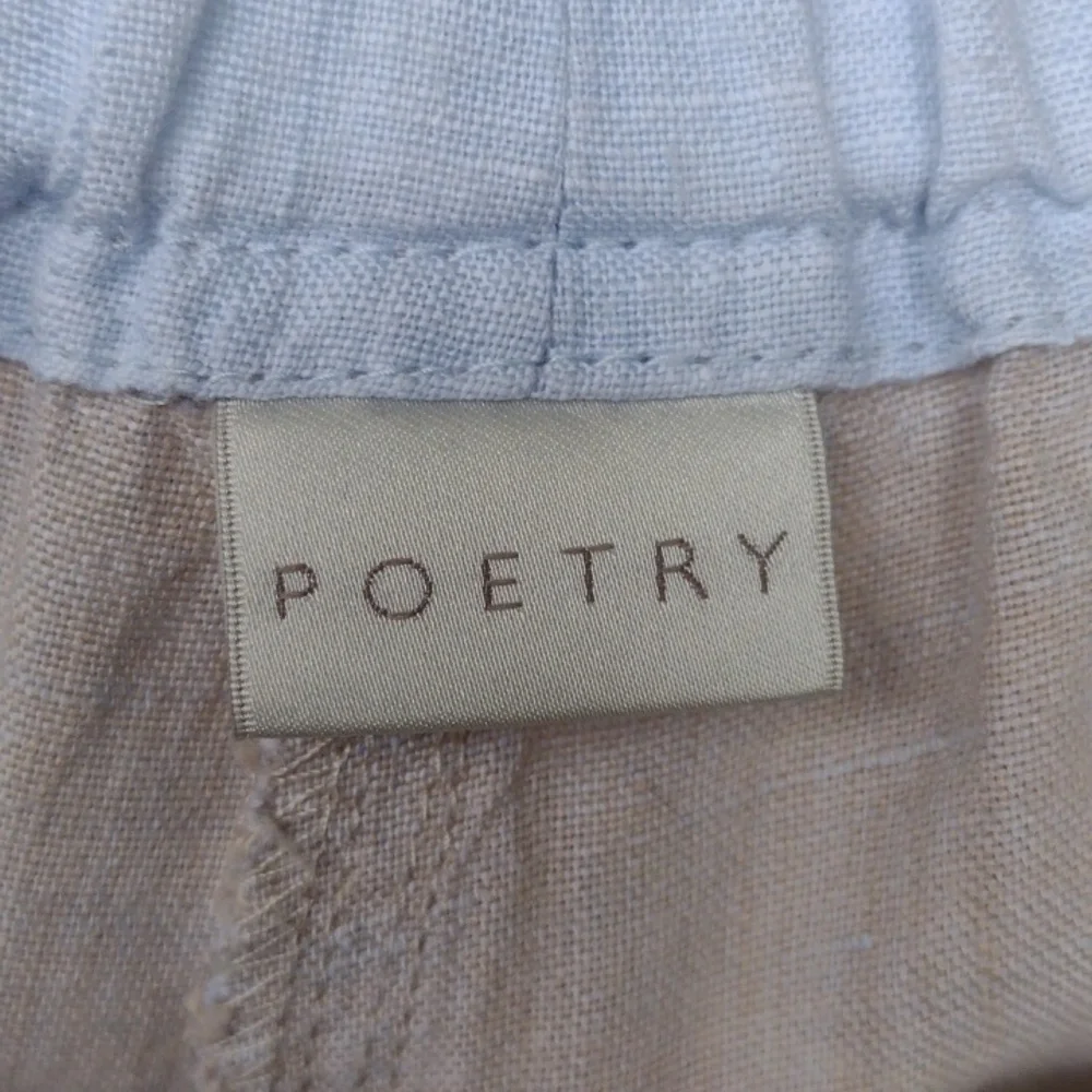 Poetry Cream Linen Shorts 2 - Picture 6 of 8
